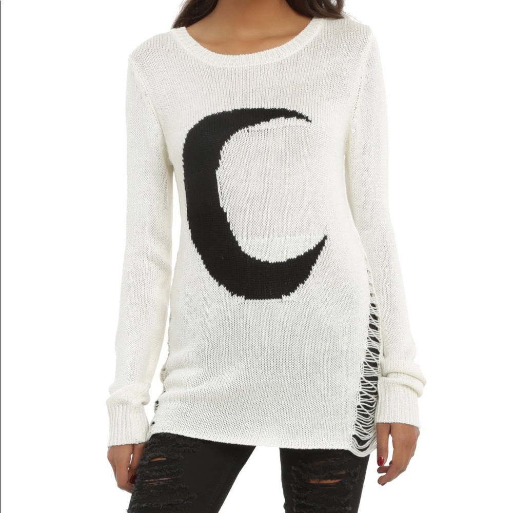 Hot topic ivory crescent moon sweater